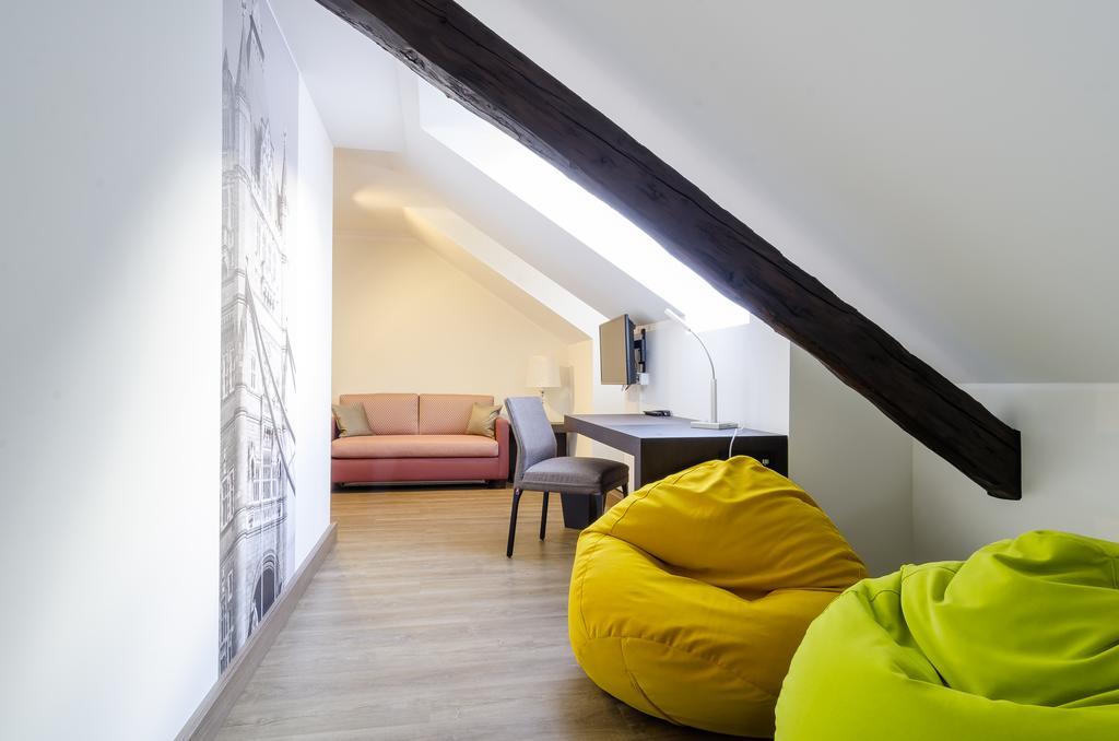 Gasthof Goldener Fisch Lienz Ngoại thất bức ảnh